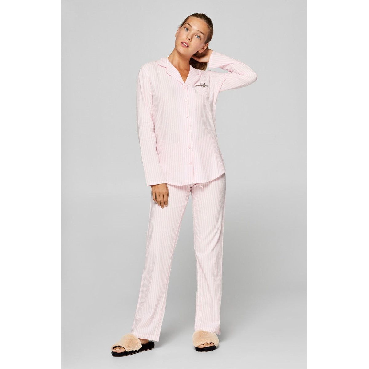 verrader Niet modieus Panorama Roze doorknoop pyjama Esprit | Bestel eenvoudig online | Gratis verzending  | Snel in huis | Online de mooiste pyjama's, nachthemden, ondermode en meer