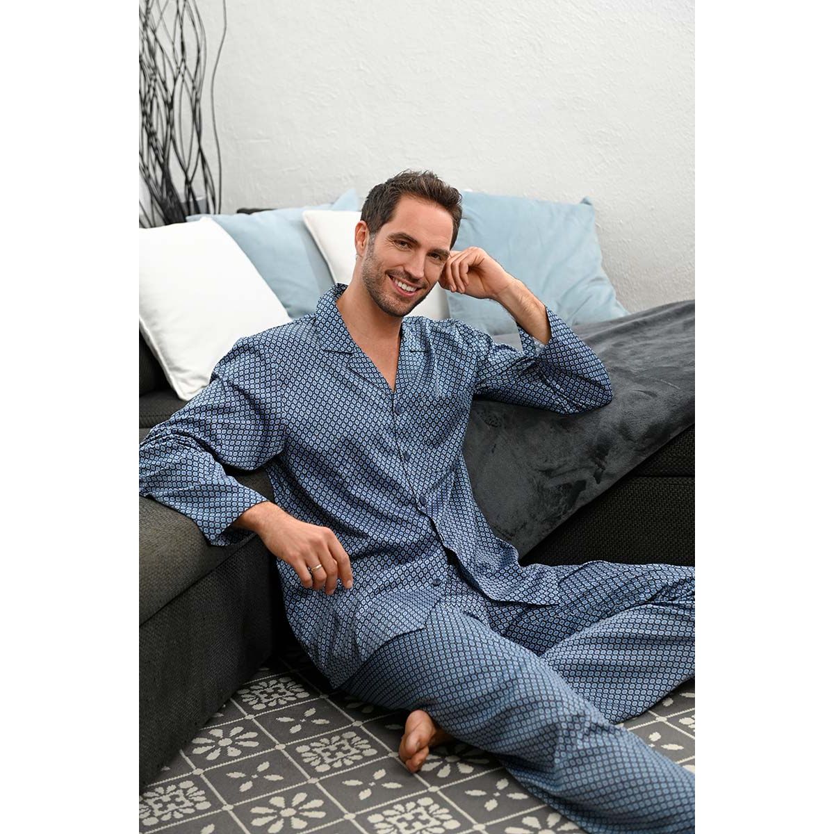 Vijfde aantrekkelijk Verdikken Satijnen heren doorknooppyjama Ringella | Gratis verzending | Online de  mooiste pyjama's, nachthemden, ondermode en meer