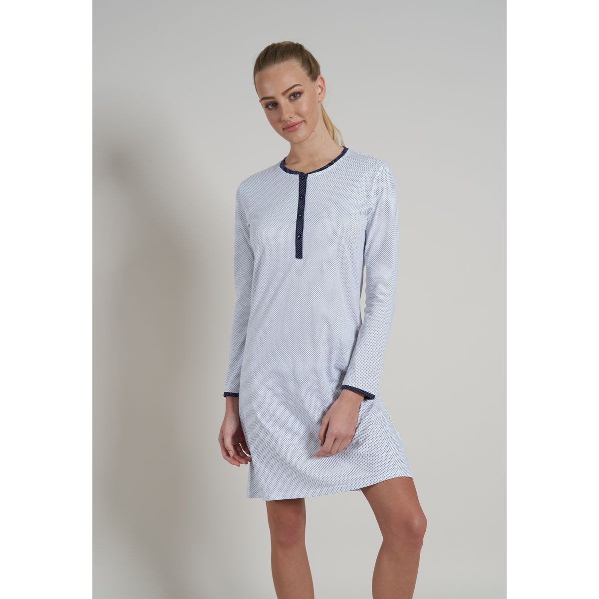 Gratis keuze stipjes nachthemden, | en grootste Götzburg mooiste meer Online pyjama\'s, | | retour ondermode De | verzending Gratis wit nachthemd de