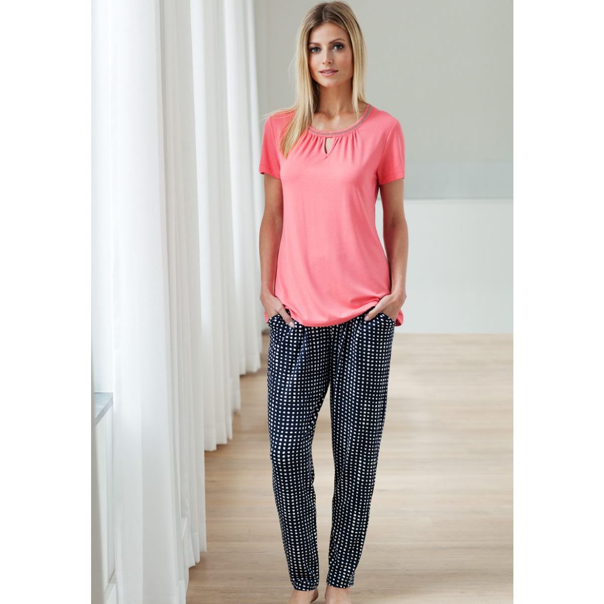 Onderscheiden Afgrond Geschiktheid Pyjamashirt dames roze Pastunette | Online de mooiste pyjama's,  nachthemden, ondermode en meer