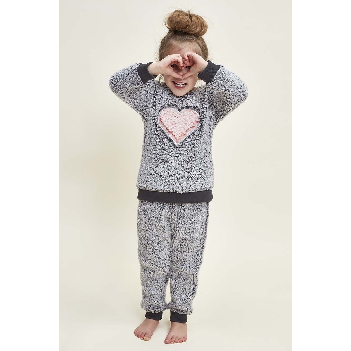 Fluffy meisjes huispak hart | Gratis verzending retour | Online de mooiste pyjama's, nachthemden, ondermode en meer