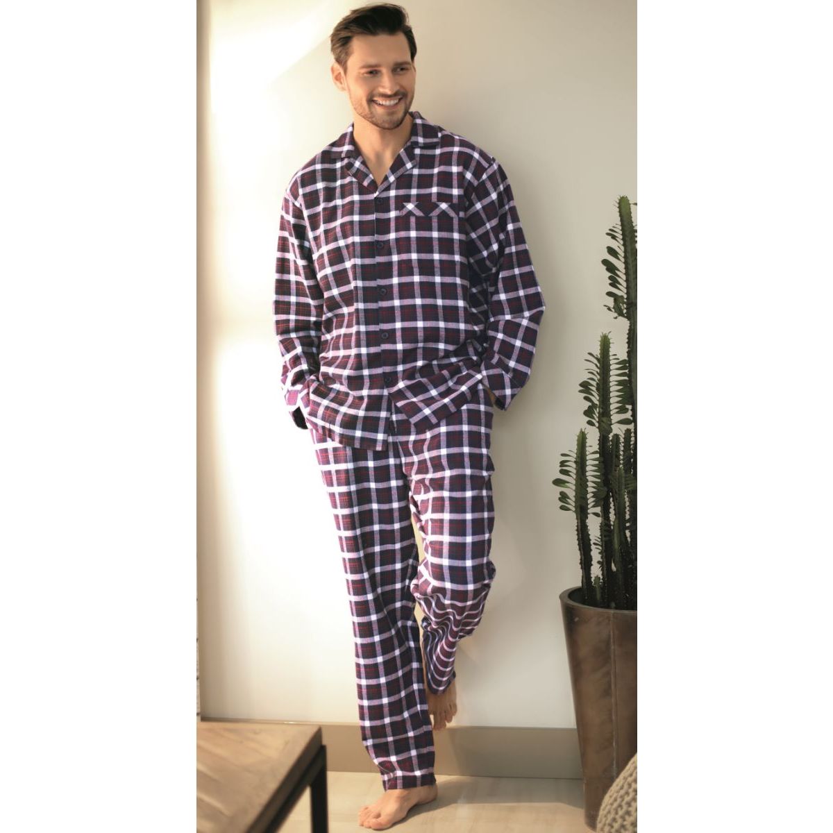 Voorschrift Tarief calcium Flanellen heren pyjama van Comte | Bestel eenvoudig online | Gratis  verzending | Snel in huis | Online de mooiste pyjama's, nachthemden,  ondermode en meer